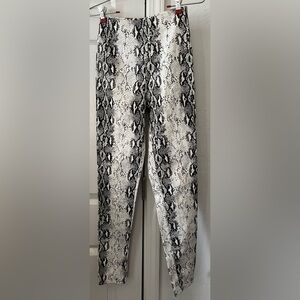 NWOT Salty Snake Print Hi Rise Black/White Pants size Small